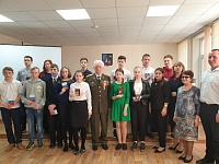 В  городской администрации состоялось торжественное мероприятие по вручению Российских паспортов юным гражданам России