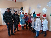 Новогодние праздники в Приморском ДК проходят весело! 