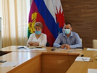 Приморско-Ахтарский район принял участие в краевом предпосевном совещании