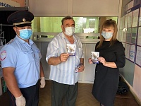 В Приморско-Ахтарске представитель Общественного совета оценил качество предоставления госуслуг по линии ГИБДД 