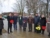 В Приморско-Ахтарске почтили память воинов, погибших в локальных конфликтах