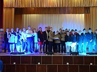 В СДК х. Свободного прошёл смотр военной песни среди учащихся МБОУ ООШ8.