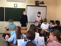 Приморско-Ахтарские полицейские провели с учащимися профилактические мероприятия в рамках акции «Набат»